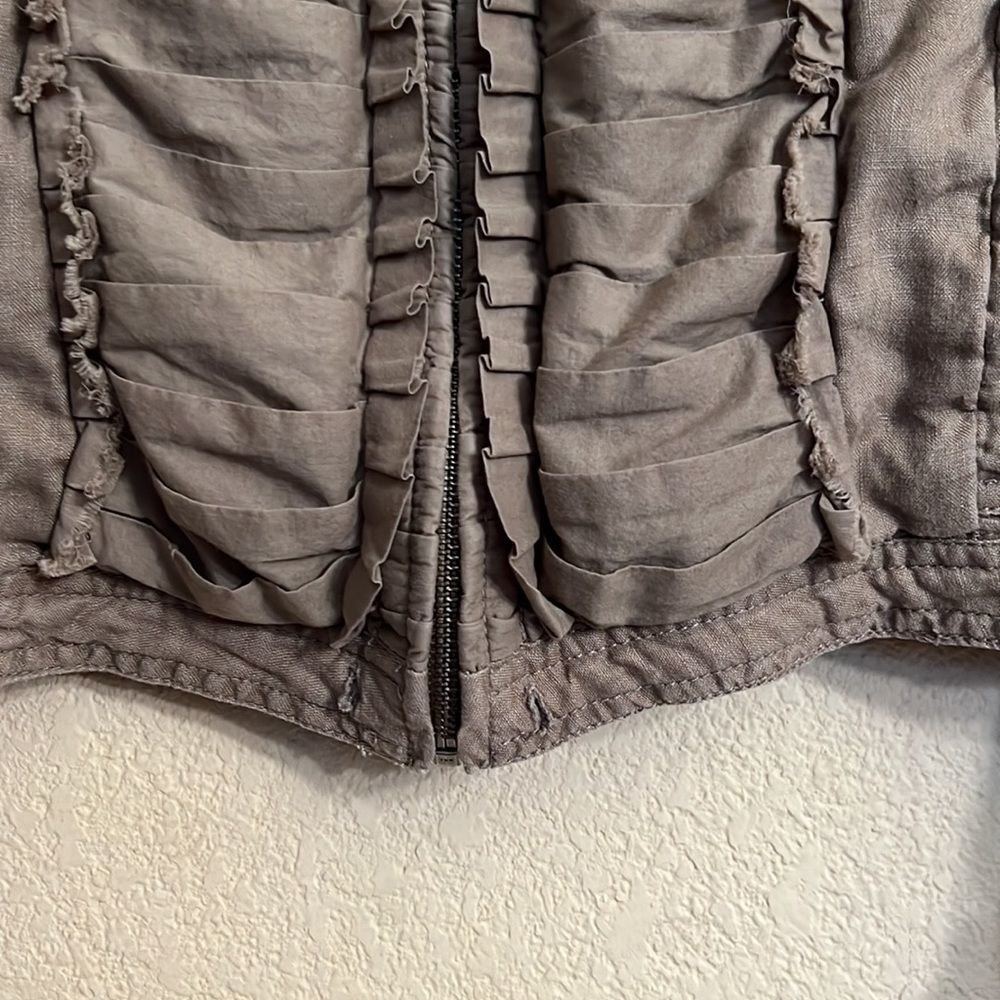 Linen Ruffle Jacket - Picture 3 of 11
